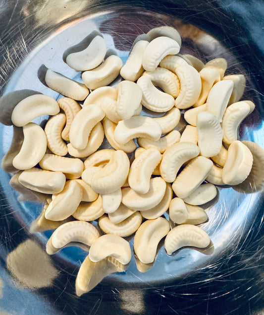 100g foam bananas